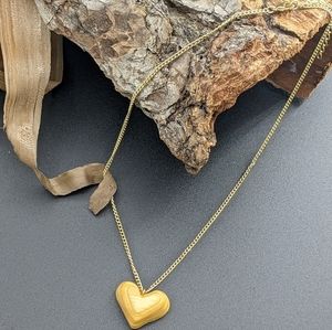 Wooden Necklace Treasure - heart Gold Wood jewelry